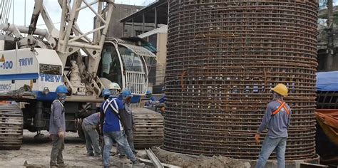 Metro Manila Skyway: equipment used .